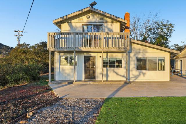 26086 Bear Valley Heights Road, Escondido CA: https://media.crmls.org/mediaz/badbbf5c-937d-4ab1-94bf-03d1379ea6d5.jpg