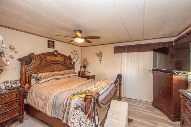 1010 Bobier Dr E, Vista CA: https://media.crmls.org/mediaz/badc49e9-b99c-4b7c-a8a5-460e992e4565.jpg