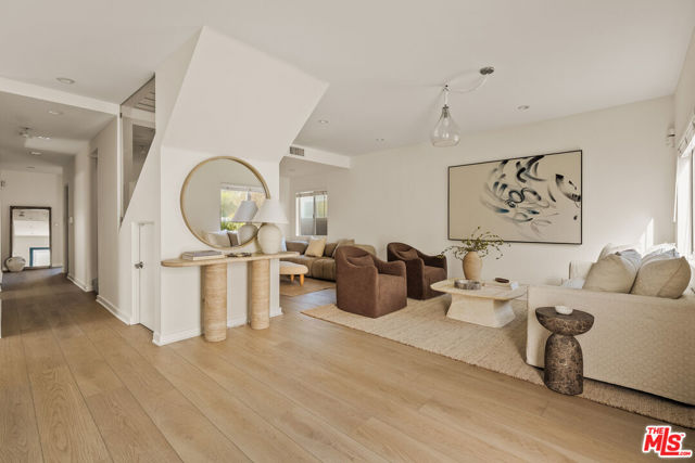 12545 Walsh Avenue photo 4