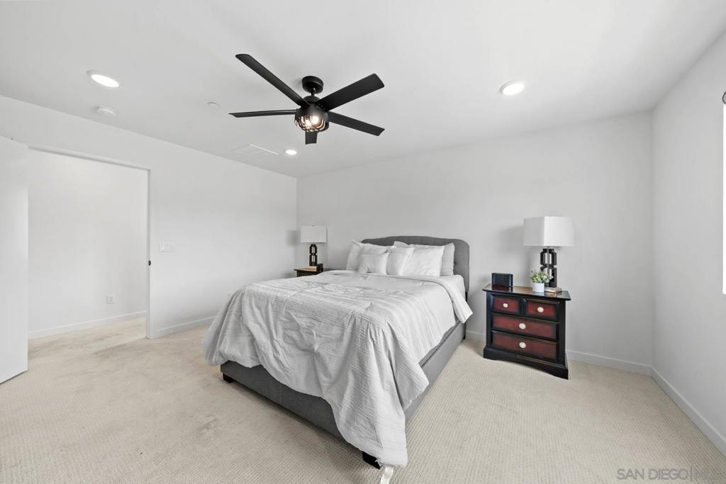 MLS #250029425SD img 23