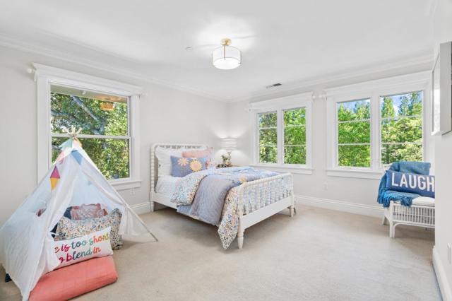 16420 S Kennedy Road, Los Gatos CA: https://media.crmls.org/mediaz/baddbc5a-9b75-4296-88f3-915e6ac8bfa4.jpg