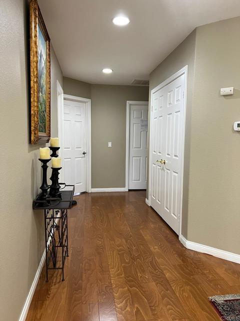 4821 SEA WATER LANE, San Diego CA: https://media.crmls.org/mediaz/bade9d30-6139-4e97-b6f2-a8b901fd8e8a.jpg