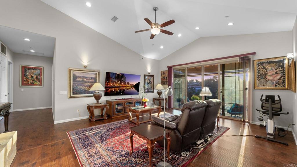 954 Miramar Drive - photo 14