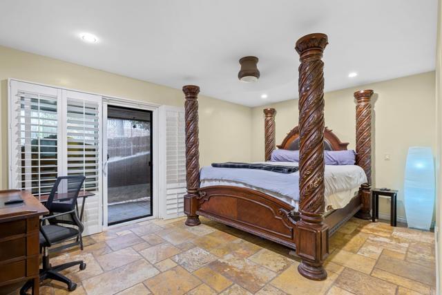 515 S Sierra Avenue, Solana Beach CA: https://media.crmls.org/mediaz/badffd1c-35ad-4e4d-a4c2-608e65f5ea72.jpg