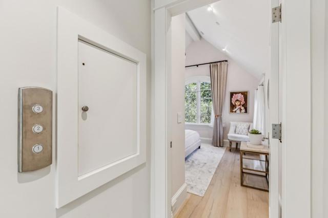 17930 Vineland Avenue, Monte Sereno CA: https://media.crmls.org/mediaz/bae14900-5dd4-458d-834f-87a8b9c7ec85.jpg