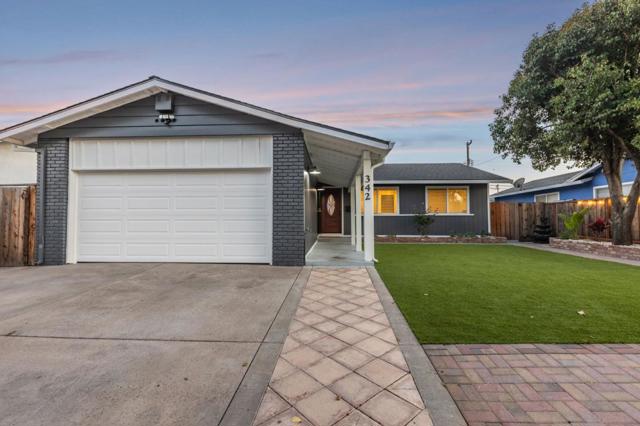 342 Swaps Drive, San Jose CA: https://media.crmls.org/mediaz/bae2fa70-a0fd-4230-a95b-45b986de1a16.jpg