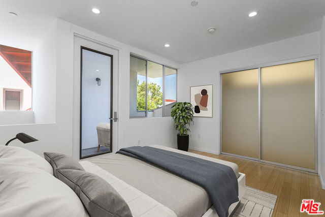 803 Wilcox Avenue, Los Angeles CA: https://media.crmls.org/mediaz/bae40874-85b7-4481-8770-0ceaedc0a69c.jpg