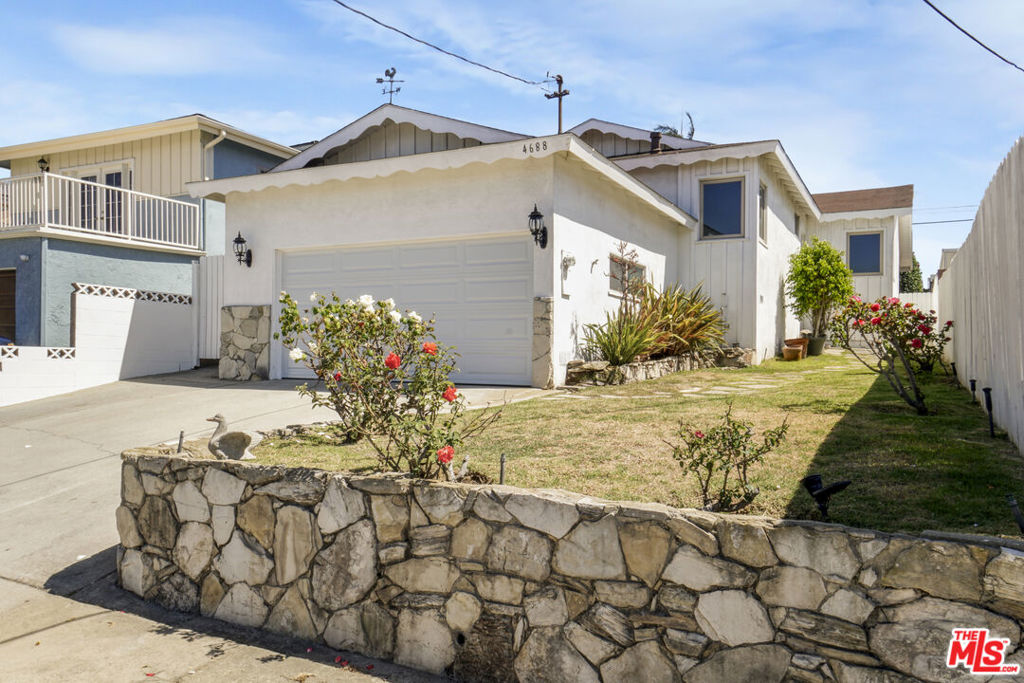 4688 W 131st Street