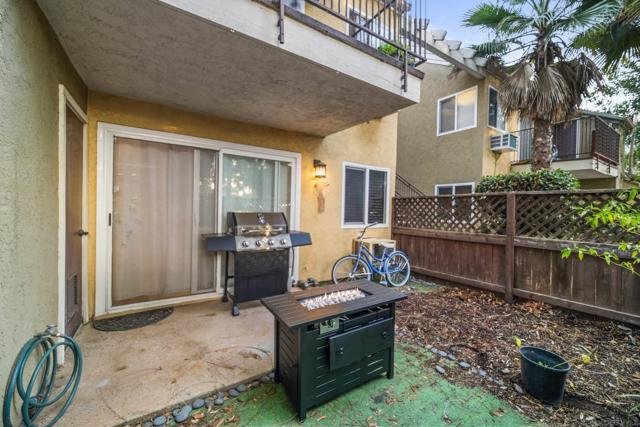 1145 Helix St, Spring Valley, California 91977, 2 Bedrooms Bedrooms, ,2 BathroomsBathrooms,Condominium,For Sale,Helix St,250020105SD