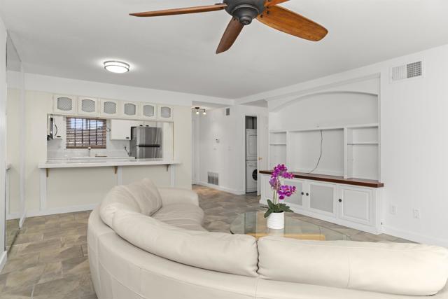 Detail Gallery Image 10 of 42 For 12238 Rancho Bernardo Rd a,  San Diego,  CA 92128 - 1 Beds | 1 Baths