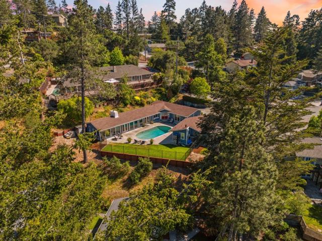 112 Alto Sol Court, Scotts Valley CA: https://media.crmls.org/mediaz/bae53c77-f8cb-4755-8251-ce40245ddc83.jpg