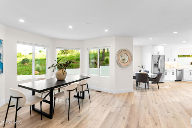 26200 Lockwood Road, Malibu CA: https://media.crmls.org/mediaz/bae5e543-d8bd-4b36-ac12-7b67365428f6.jpg