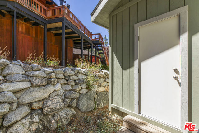 1712 Woodland Drive, Pine Mountain Club CA: https://media.crmls.org/mediaz/bae61314-c543-478b-bf33-6425fa39050c.jpg