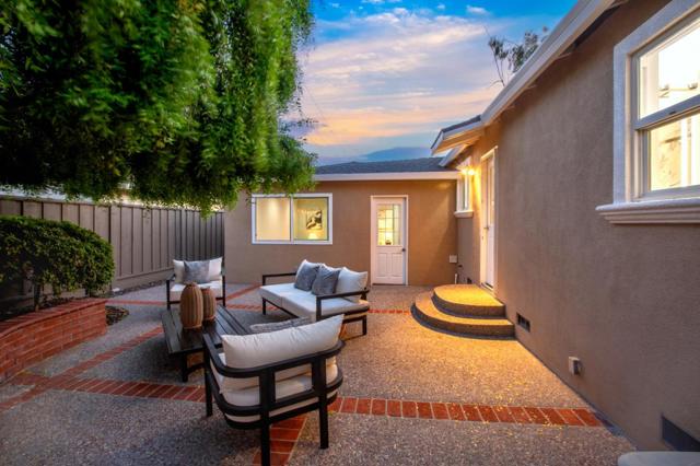 2377 Manhattan Place, Santa Clara CA: https://media.crmls.org/mediaz/bae61b93-49bc-4327-bfe6-2d7bf423c43f.jpg