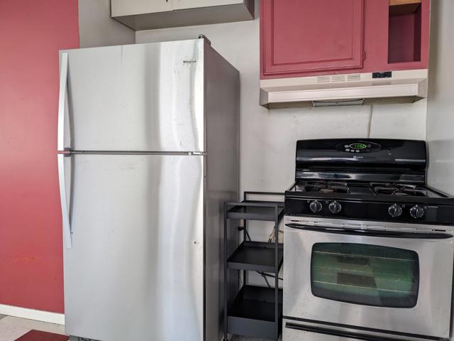 Detail Gallery Image 7 of 19 For 4135 Hill St, –,  CA 92107 - 3 Beds | 2 Baths