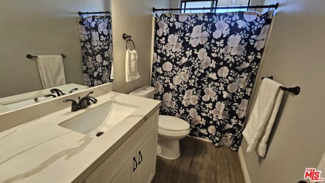 7024 Laurel Place, Highland CA: https://media.crmls.org/mediaz/bae6fa47-10d1-47e0-91e5-a65f70355c18.jpg