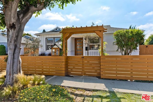11305 Segrell Way photo 1
