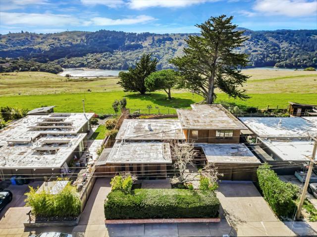 1760 Lexington Avenue, San Mateo CA: https://media.crmls.org/mediaz/bae89060-a11c-47cd-8bd6-e00b33238d76.jpg