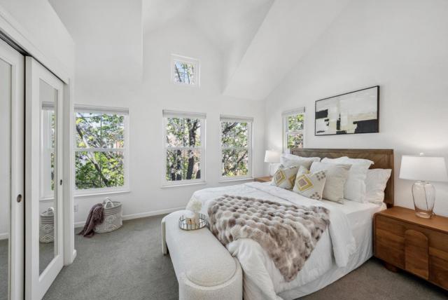 139 Pacchetti Way, Mountain View CA: https://media.crmls.org/mediaz/baec066b-3cac-4406-9b0a-c4c3714d20a8.jpg
