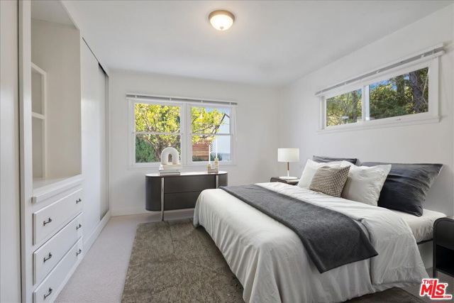 12848 Tiara Street, Valley Village CA: https://media.crmls.org/mediaz/baed0433-8e6e-42cc-a49b-aafff148852b.jpg