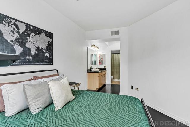 Image 14 of 29 For 101 Market Street 116