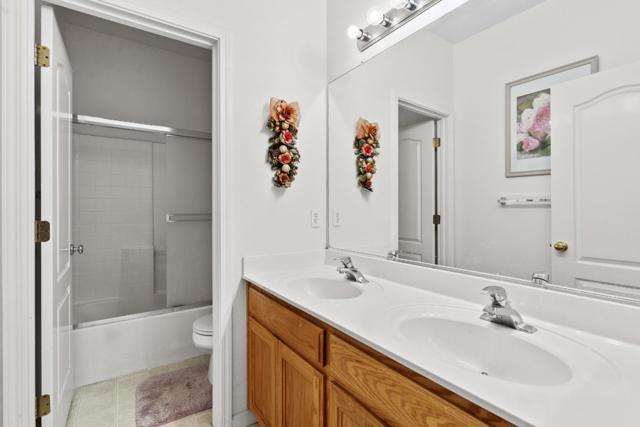 1085 Oakpoint Drive, Bay Point CA: https://media.crmls.org/mediaz/baed7586-6106-4836-95d6-3b7ddb402b78.jpg