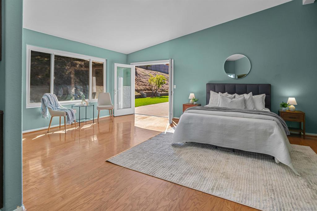 MLS #250043071SD image #10