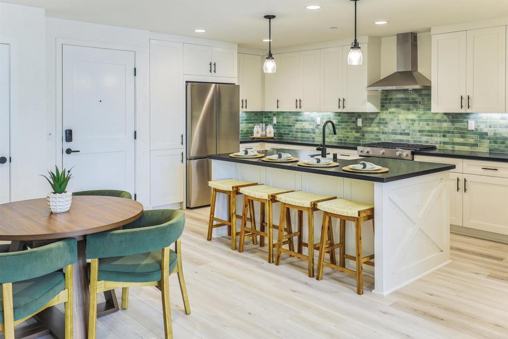 1500 Livorno Place #207