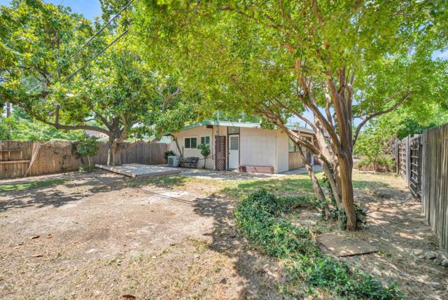 801 Douglas Street, West Sacramento CA: https://media.crmls.org/mediaz/baef8801-8bda-47b9-ba44-0d1a411c7132.jpg