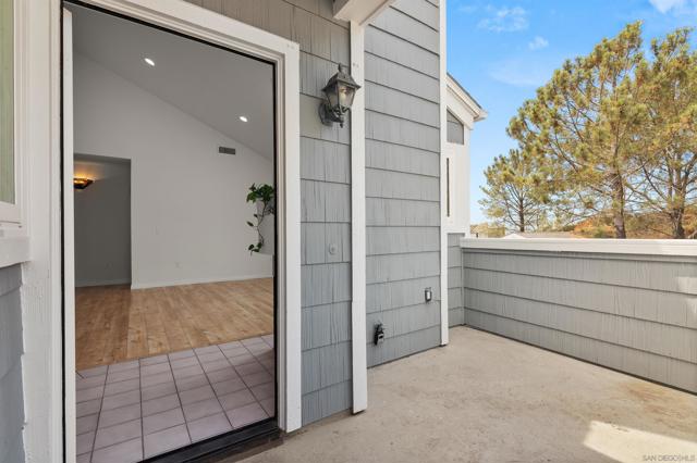 10885 Scripps Ranch Blvd, San Diego CA: https://media.crmls.org/mediaz/baf0e2bb-e377-489f-afef-d4b593ef79a5.jpg