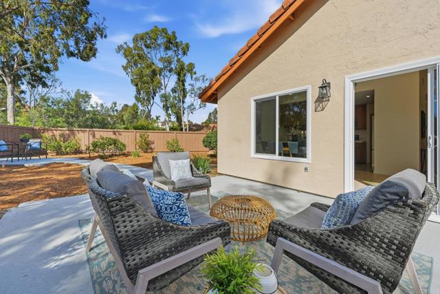 Detail Gallery Image 33 of 38 For 10896 Pointed Oak Ln, San Diego,  CA 92131 - 3 Beds | 2 Baths