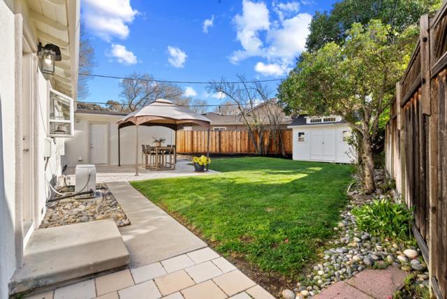 1425 Walnut Grove Avenue, San Jose CA: https://media.crmls.org/mediaz/baf14a0d-0207-40e2-9f76-b1793f81743f.jpg