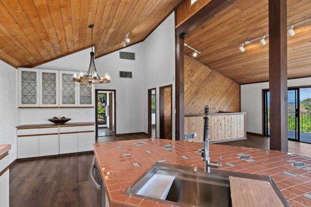 Detail Gallery Image 27 of 47 For 10447 Chevy Lane Ln, La Mesa,  CA 91941 - 3 Beds | 2 Baths