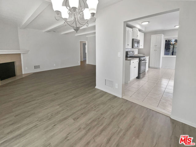 7607 Ben Avenue photo 11