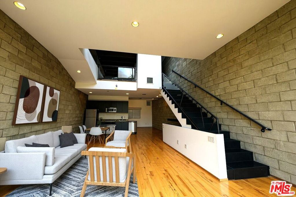 717 N Highland Avenue #16