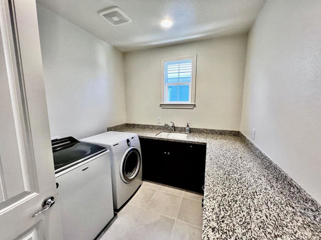 Image 13 of 33 For 7001 Laurelspur Loop