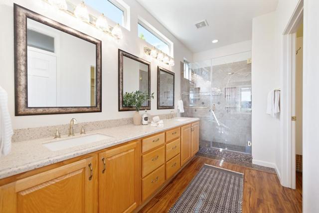 1817 Barn Valley Lane, Lincoln CA: https://media.crmls.org/mediaz/baf4a4e9-fc50-4277-af54-32b7f934ff83.jpg