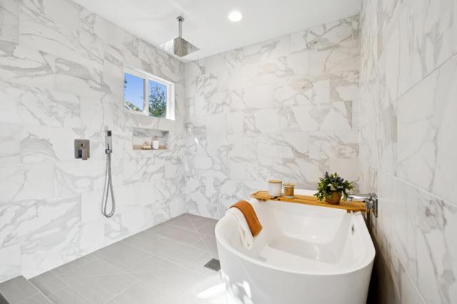 1318 Sierra Street, Redwood City CA: https://media.crmls.org/mediaz/baf5c4b8-881f-4876-9a24-ad97c102f0b8.jpg