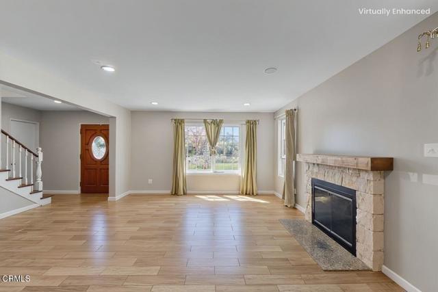 Detail Gallery Image 9 of 44 For 16833 Nearview, Canyon Country,  CA 91387 - 5 Beds | 3 Baths