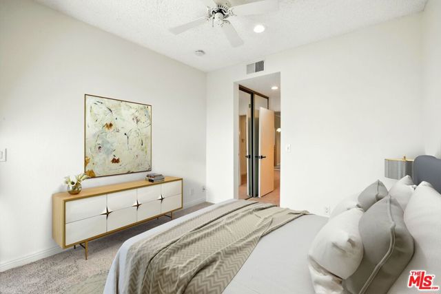 8505 Gulana Avenue, Playa del Rey CA: https://media.crmls.org/mediaz/baf6e71f-aab1-40f8-a666-4ceaa2b3b355.jpg