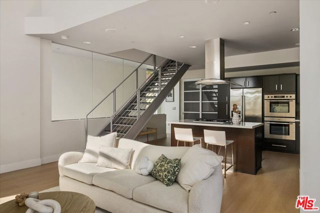 MLS #25609957 image #28