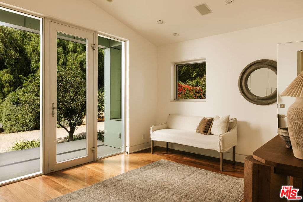MLS #26987935 image #5