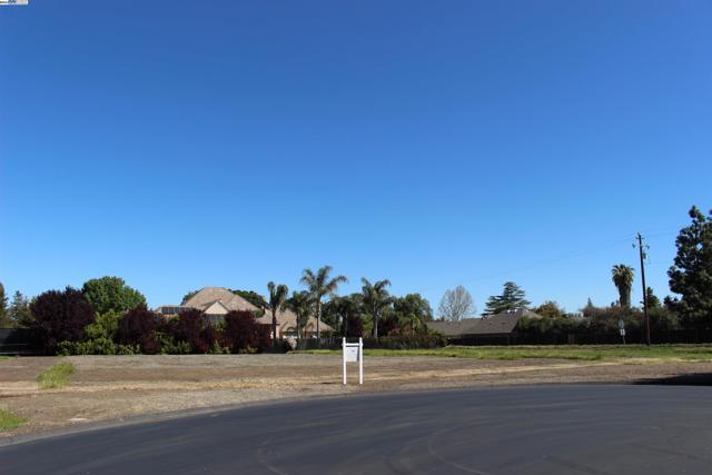 Image 16 of 19 For 8485 Ranch Rd