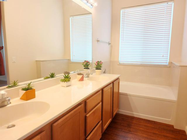 Image 10 of 21 For 7951 Marla Way
