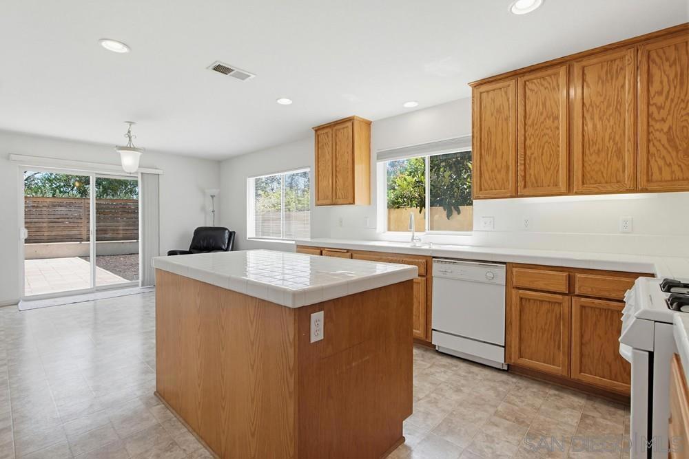 8355 Jade Coast - photo 14