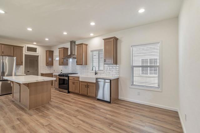 510 Saddlebrook Drive, San Jose CA: https://media.crmls.org/mediaz/baf7e303-42ba-497c-8ebc-d3cb46dd1339.jpg
