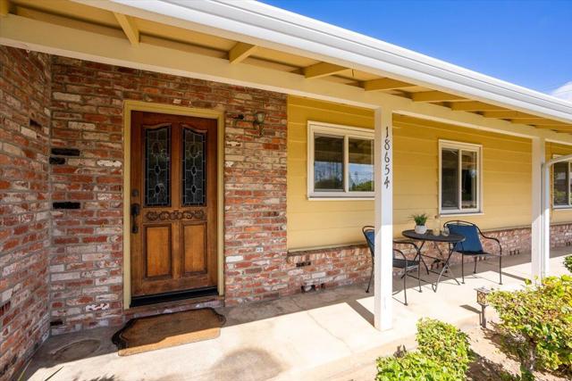 18654 Aspesi Drive, Saratoga CA: https://media.crmls.org/mediaz/baf80229-e264-4cf1-9aaf-25cb1ca8d54b.jpg