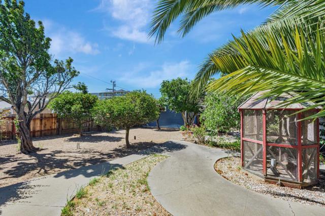 315 California Avenue, South San Francisco CA: https://media.crmls.org/mediaz/bafbdfdd-3d46-4a1d-b563-8fa524e88dca.jpg