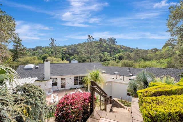 1021 Merner Road, Hillsborough CA: https://media.crmls.org/mediaz/bafc7239-fbaa-4dc0-b2aa-44e0843ec2f1.jpg