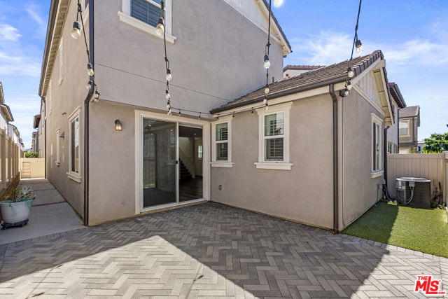 12329 Primrose Avenue, Whittier CA: https://media.crmls.org/mediaz/bafcca8f-4f3c-4732-a3c3-c0f1738a1f23.jpg
